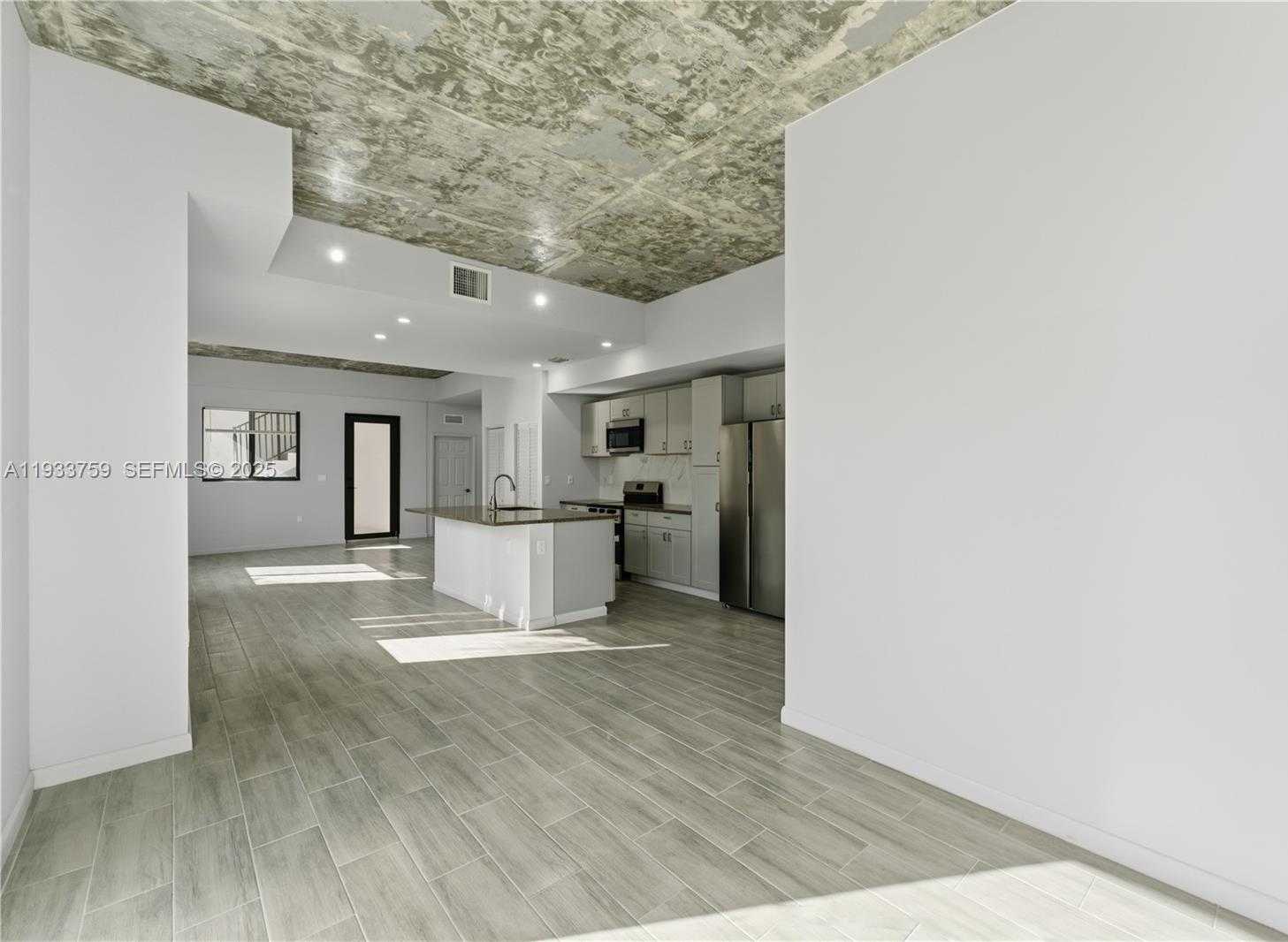 Small Image of 1393 NORTH WEST 31ST ST #A, Miami Number 7