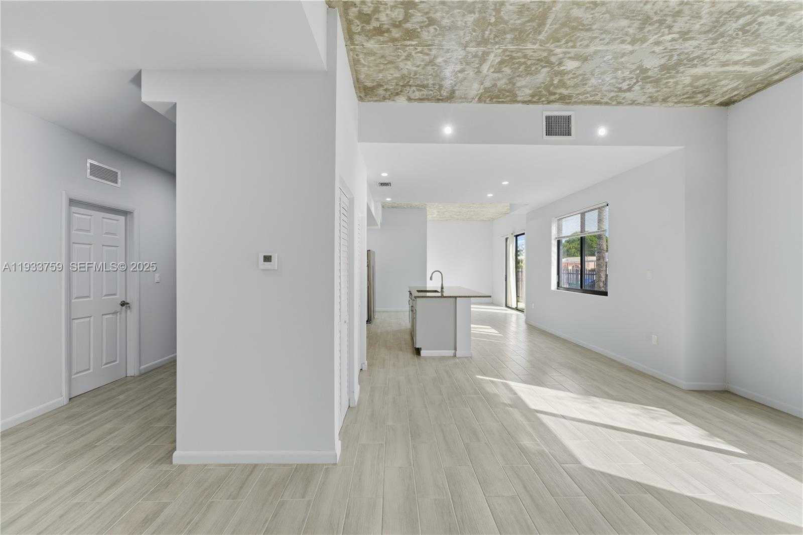 Small Image of 1393 NORTH WEST 31ST ST #A, Miami Number 8