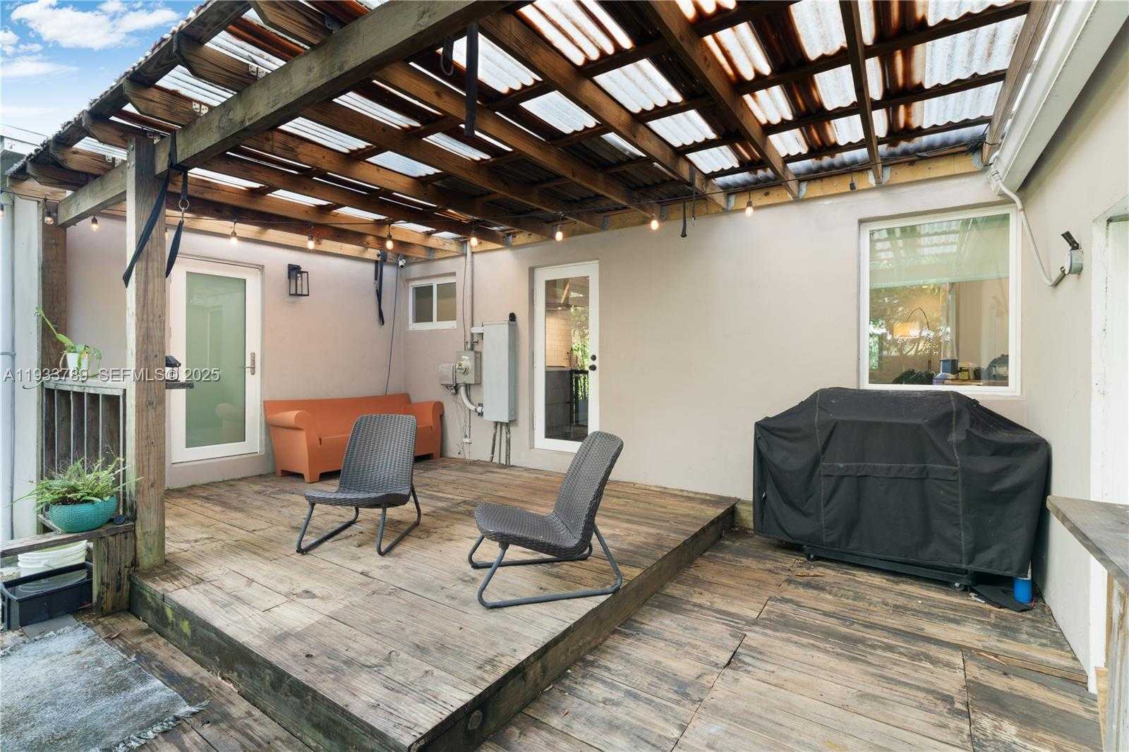 Small Image of 125 NORTH WEST 88TH ST, El Portal Number 23