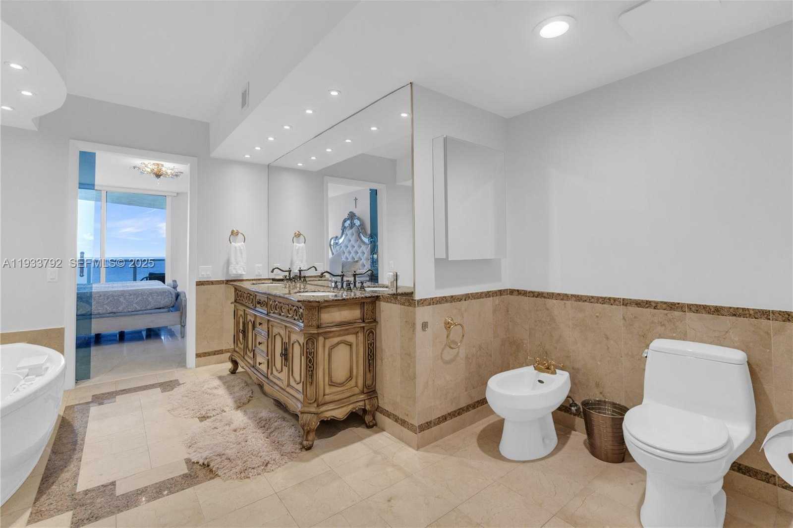 Small Image of 19111 COLLINS AVE #1607, Sunny Isles Beach Number 13