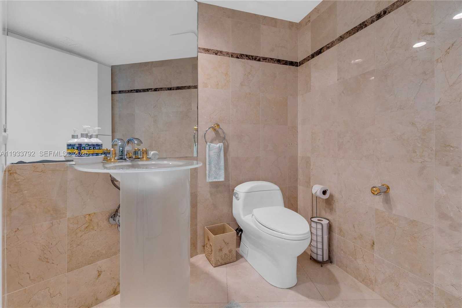 Small Image of 19111 COLLINS AVE #1607, Sunny Isles Beach Number 19