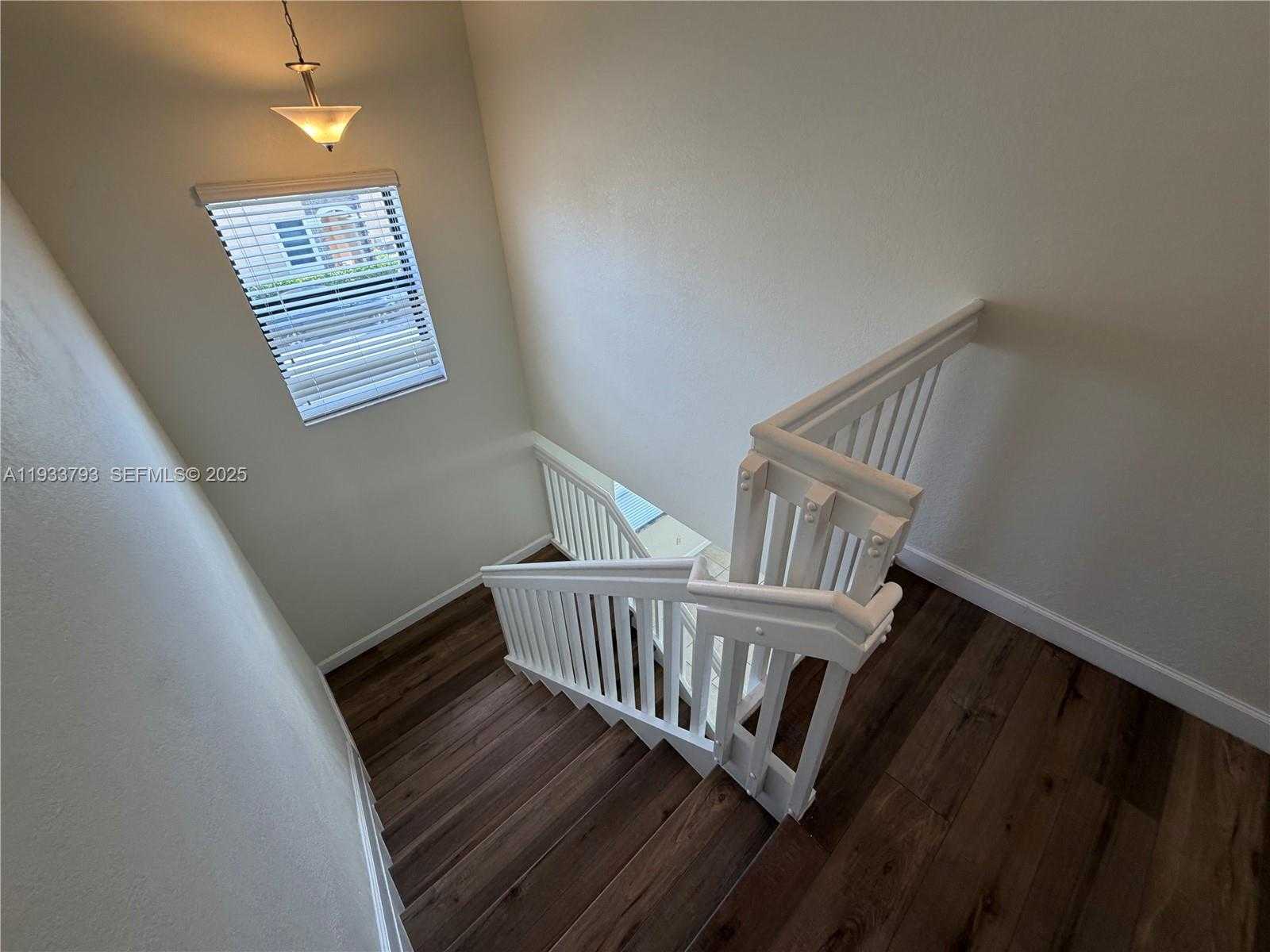 Small Image of 3501 WEST 92ND PL, Hialeah Number 10