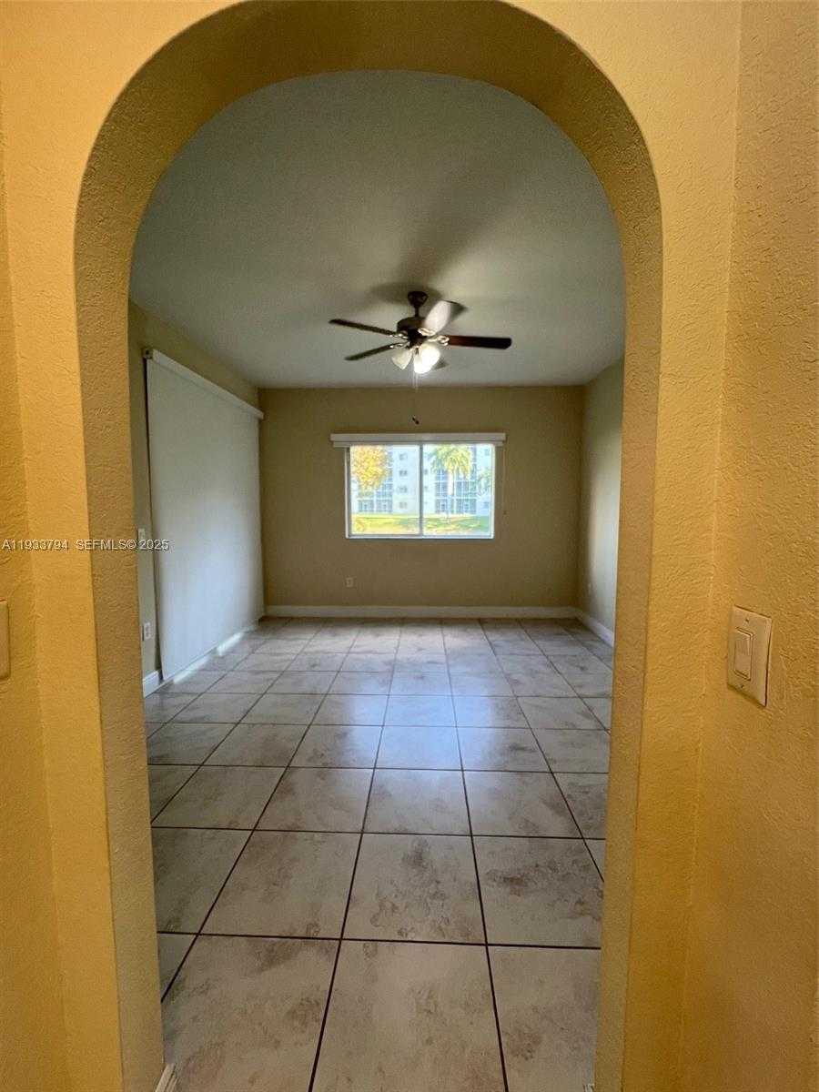 Small Image of 10710 NORTH WEST 66TH ST #103, Doral Number 3