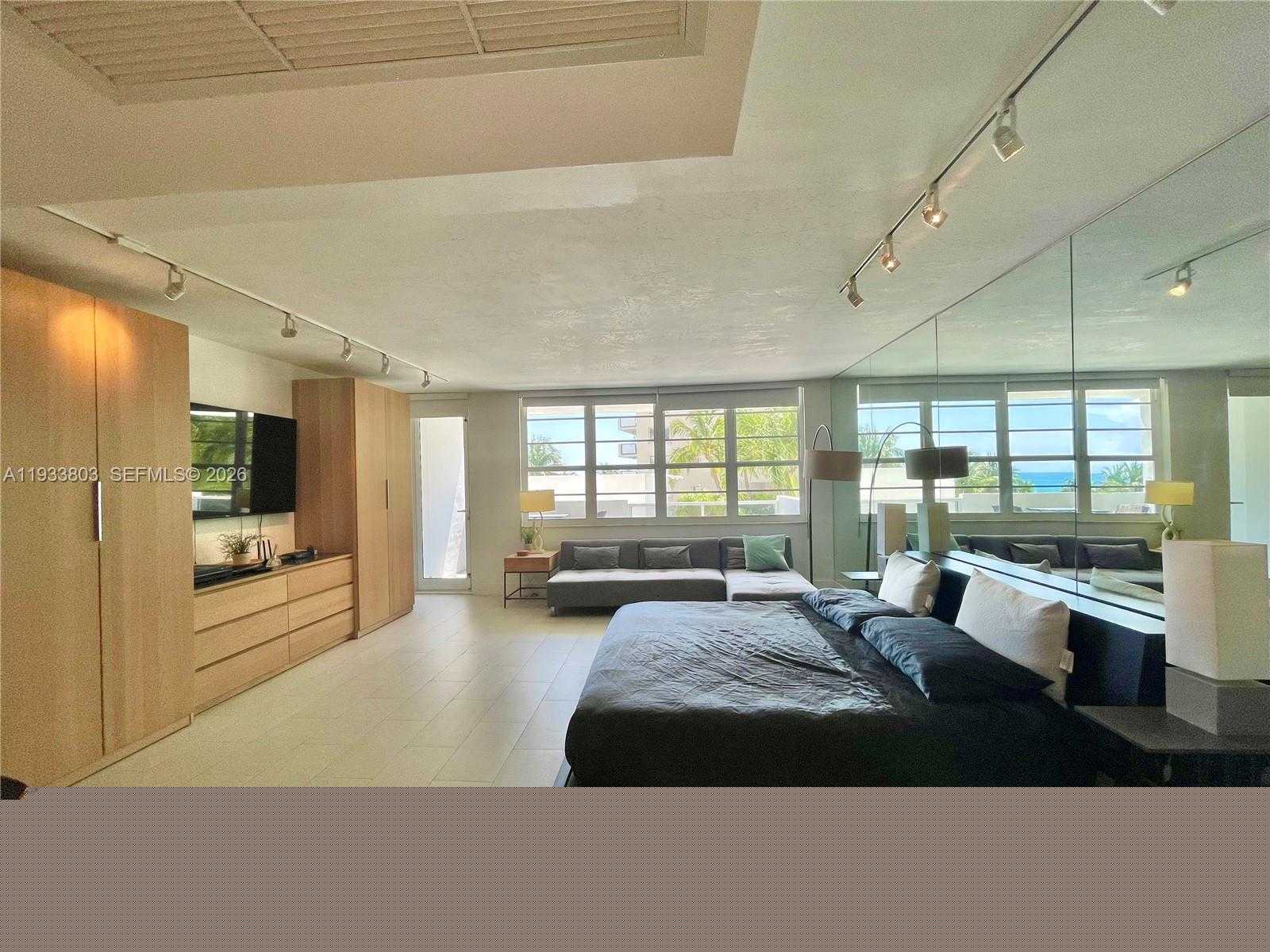 Small Image of 100 LINCOLN RD #440, Miami Beach Number 3