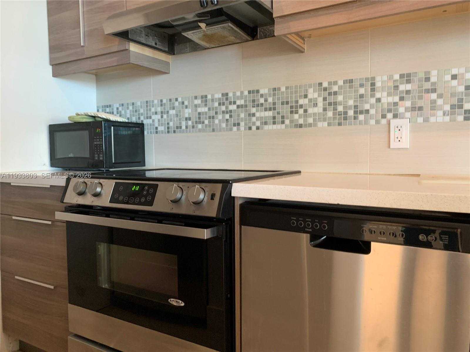 Small Image of 100 LINCOLN RD #440, Miami Beach Number 7