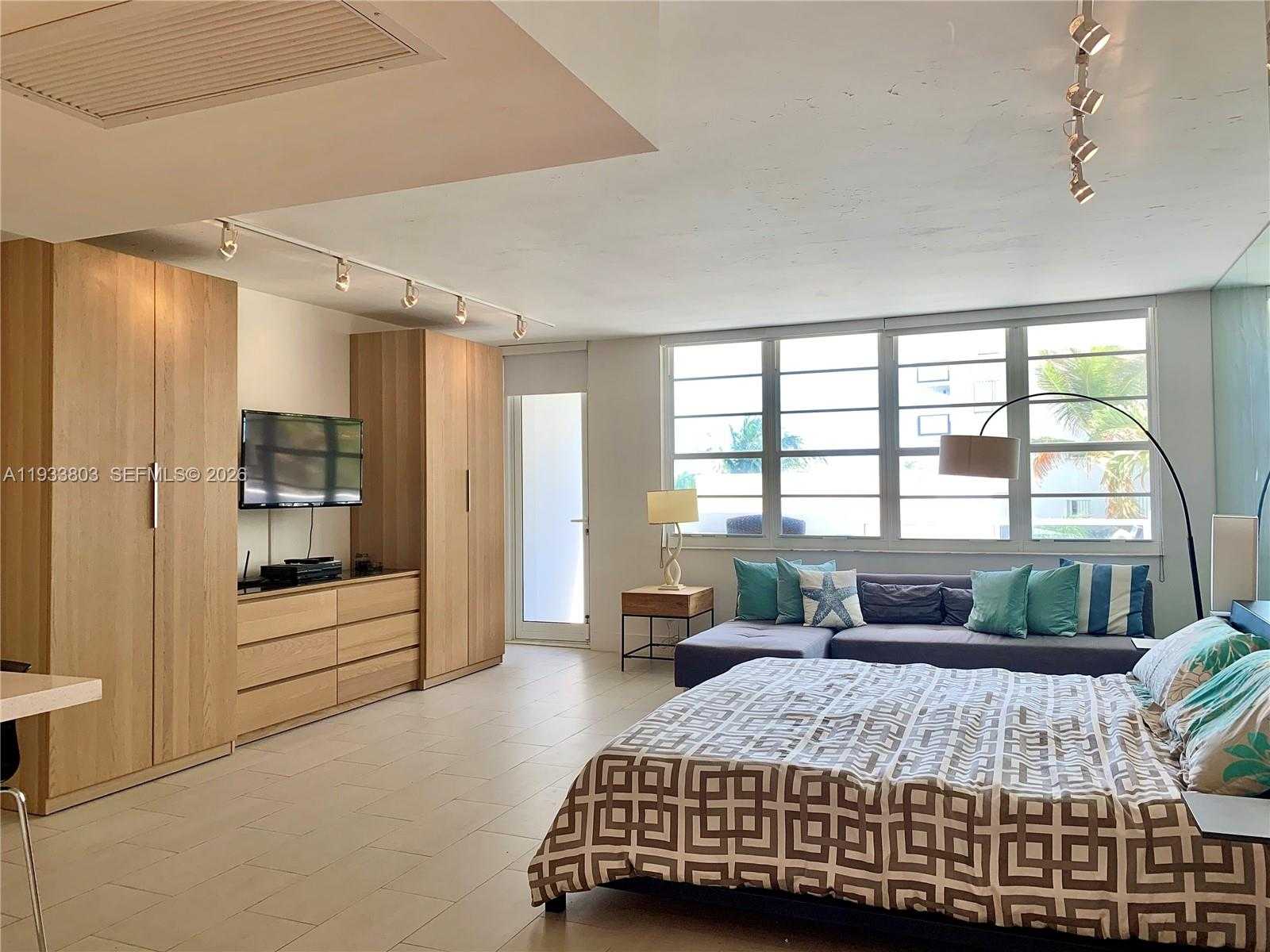 Small Image of 100 LINCOLN RD #440, Miami Beach Number 9