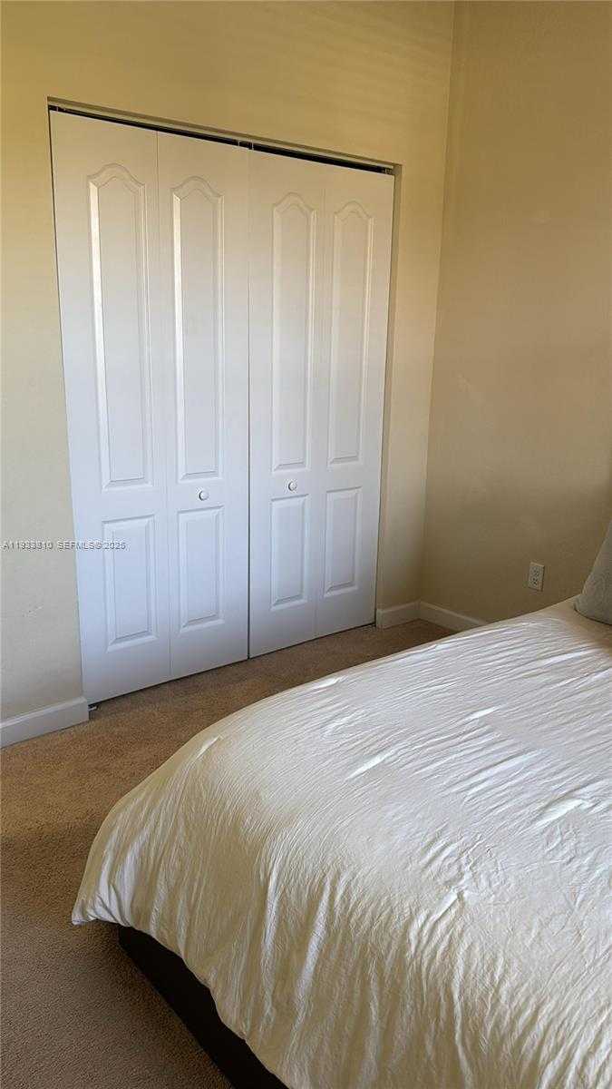 Small Image of 8437 BLUE COVE WAY #8437, Parkland Number 17