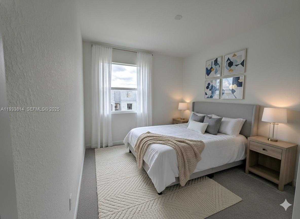 Small Image of Florida City Number 7