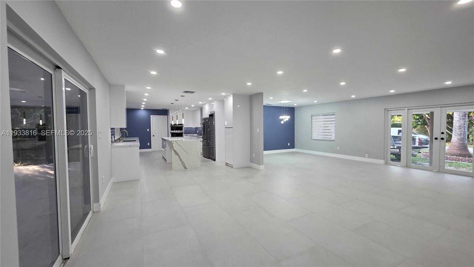 Small Image of 10540 SOUTH WEST 125TH ST, Miami Number 4