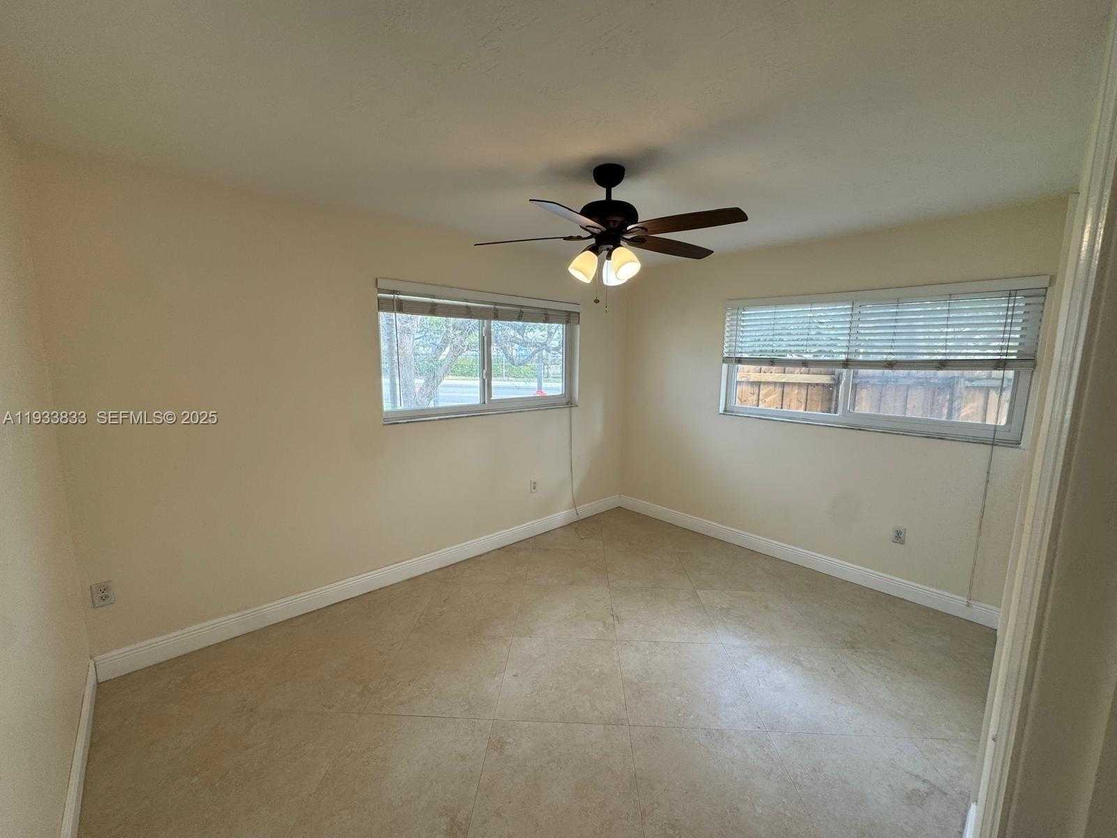 Small Image of 18600 SOUTH WEST 97TH AVE, Cutler Bay Number 17