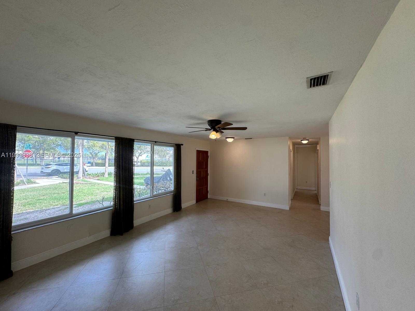 Small Image of 18600 SOUTH WEST 97TH AVE, Cutler Bay Number 5