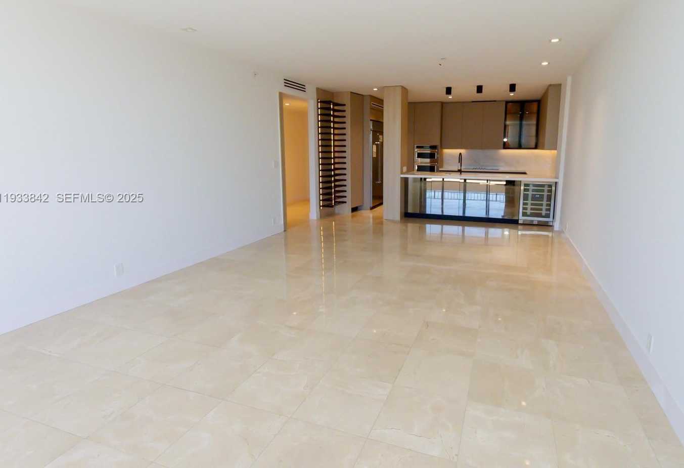 Small Image of 251 CRANDON BLVD #1228, Key Biscayne Number 17