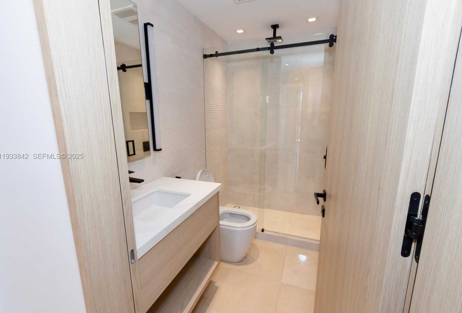 Small Image of 251 CRANDON BLVD #1228, Key Biscayne Number 8