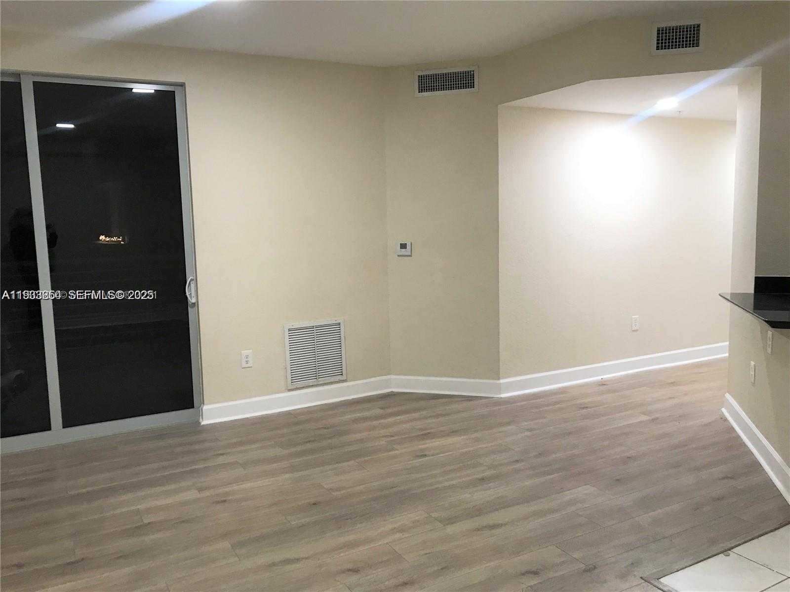 Small Image of 1830 RADIUS DR #517, Hollywood Number 7