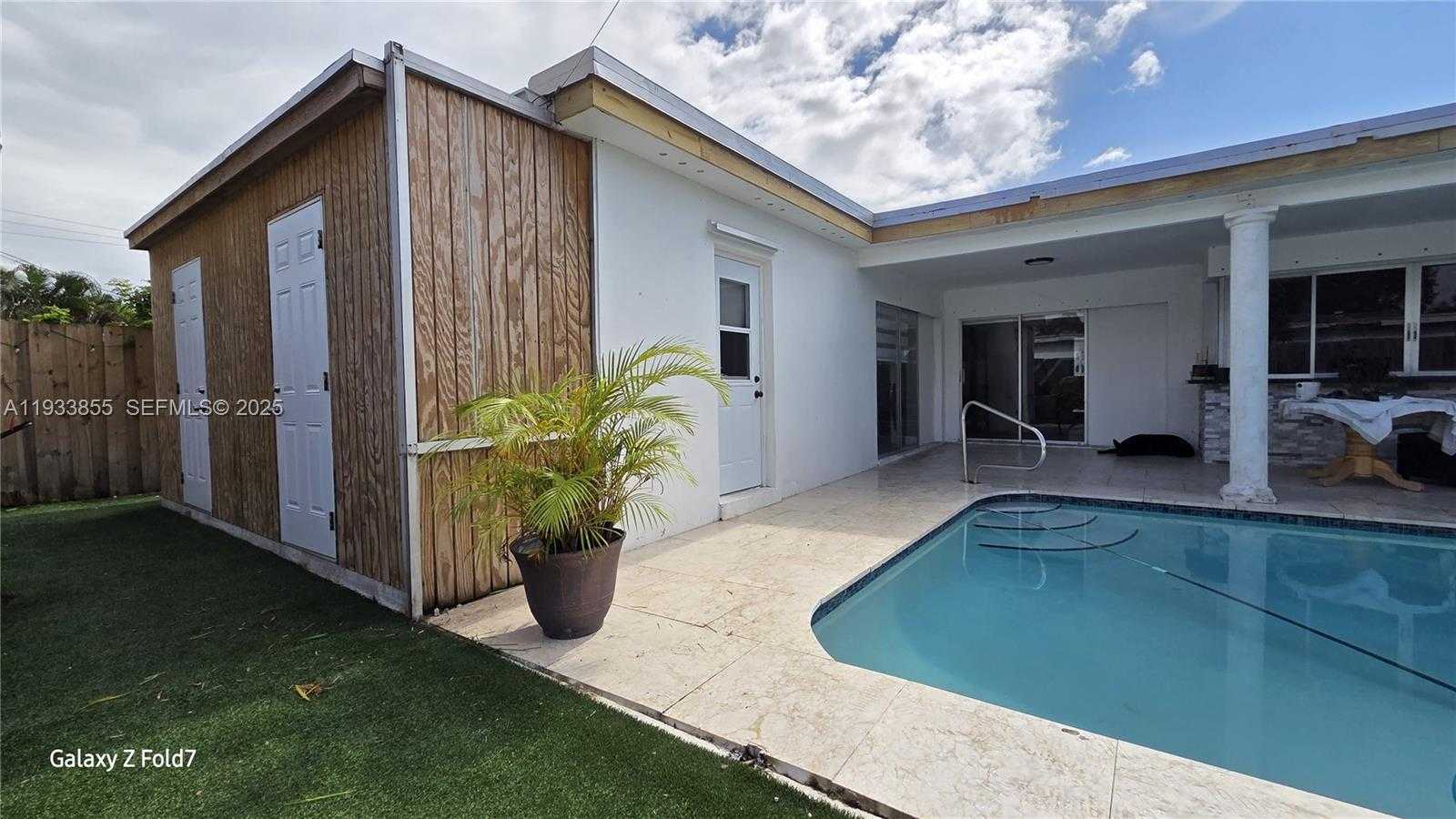 Small Image of 7817 FAIRWAY, Miramar Number 7