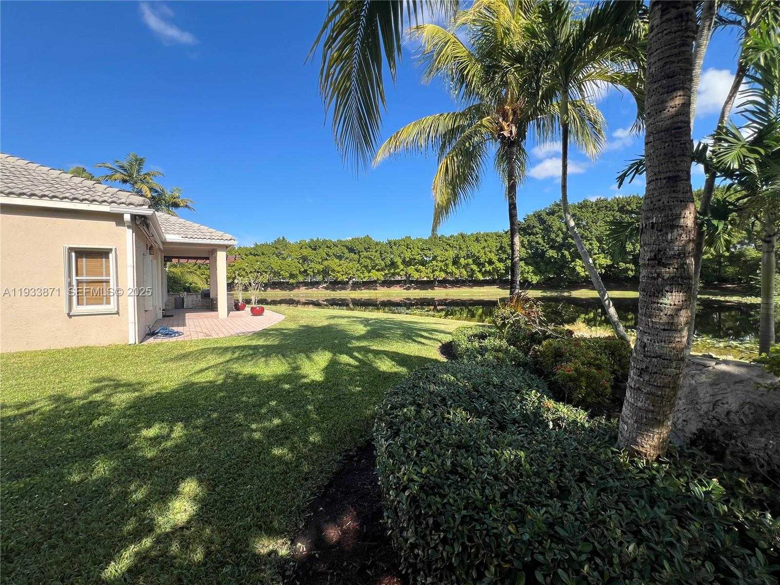 Small Image of 3809 WEST EAGLE CT #3809, Weston Number 34