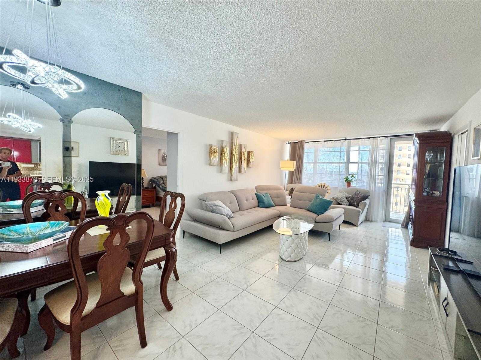 Small Image of 250 174TH ST #1912, Sunny Isles Beach Number 11