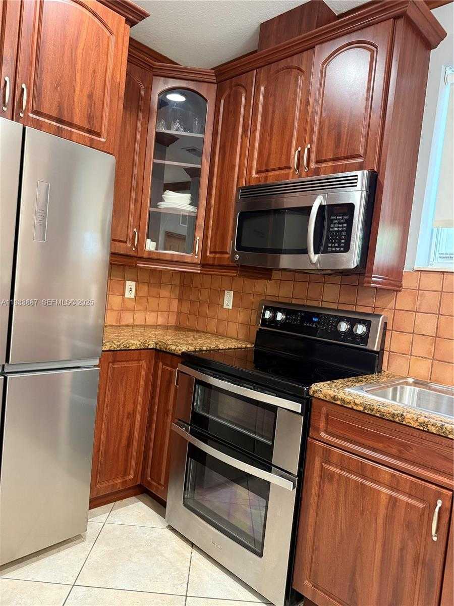 Small Image of 1055 NORTH EAST 85TH ST #1055, Miami Number 8