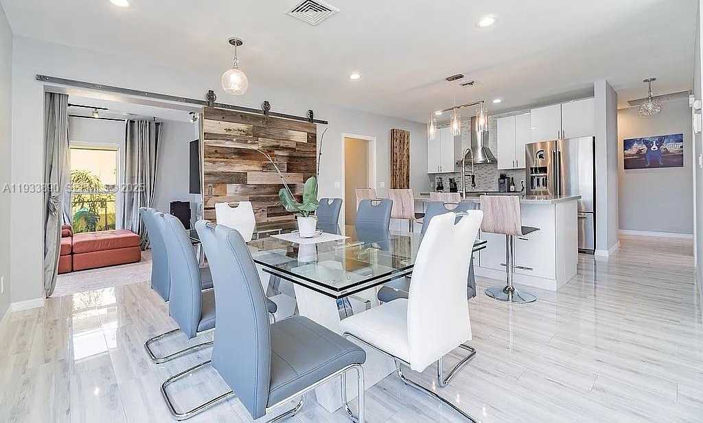 Small Image of 1731 NORTH EAST 172ND ST, North Miami Beach Number 15