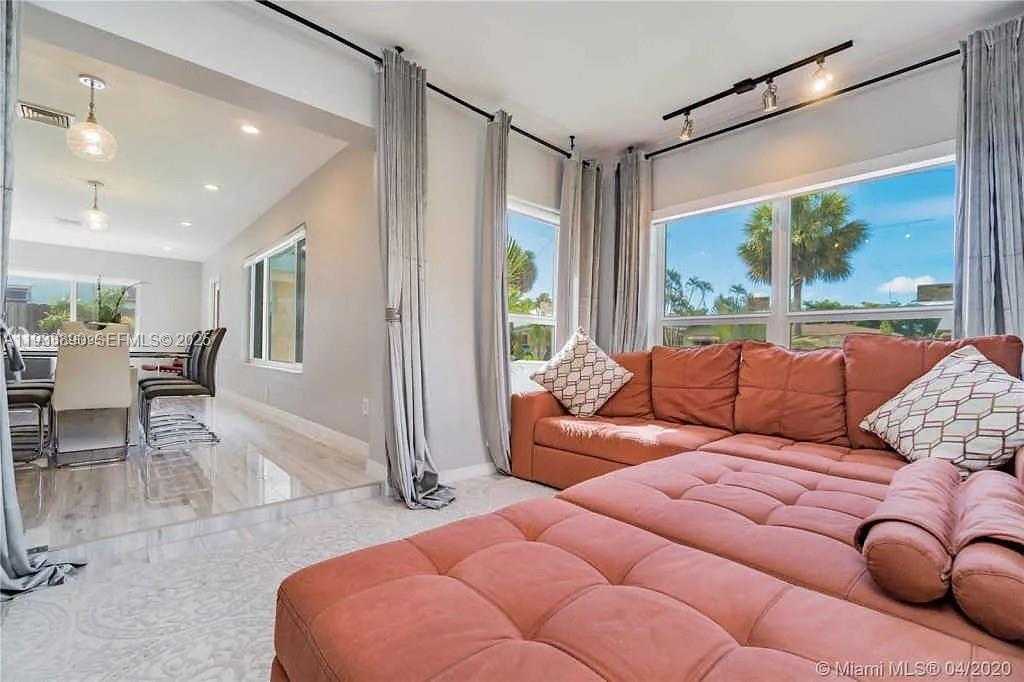 Small Image of 1731 NORTH EAST 172ND ST, North Miami Beach Number 20