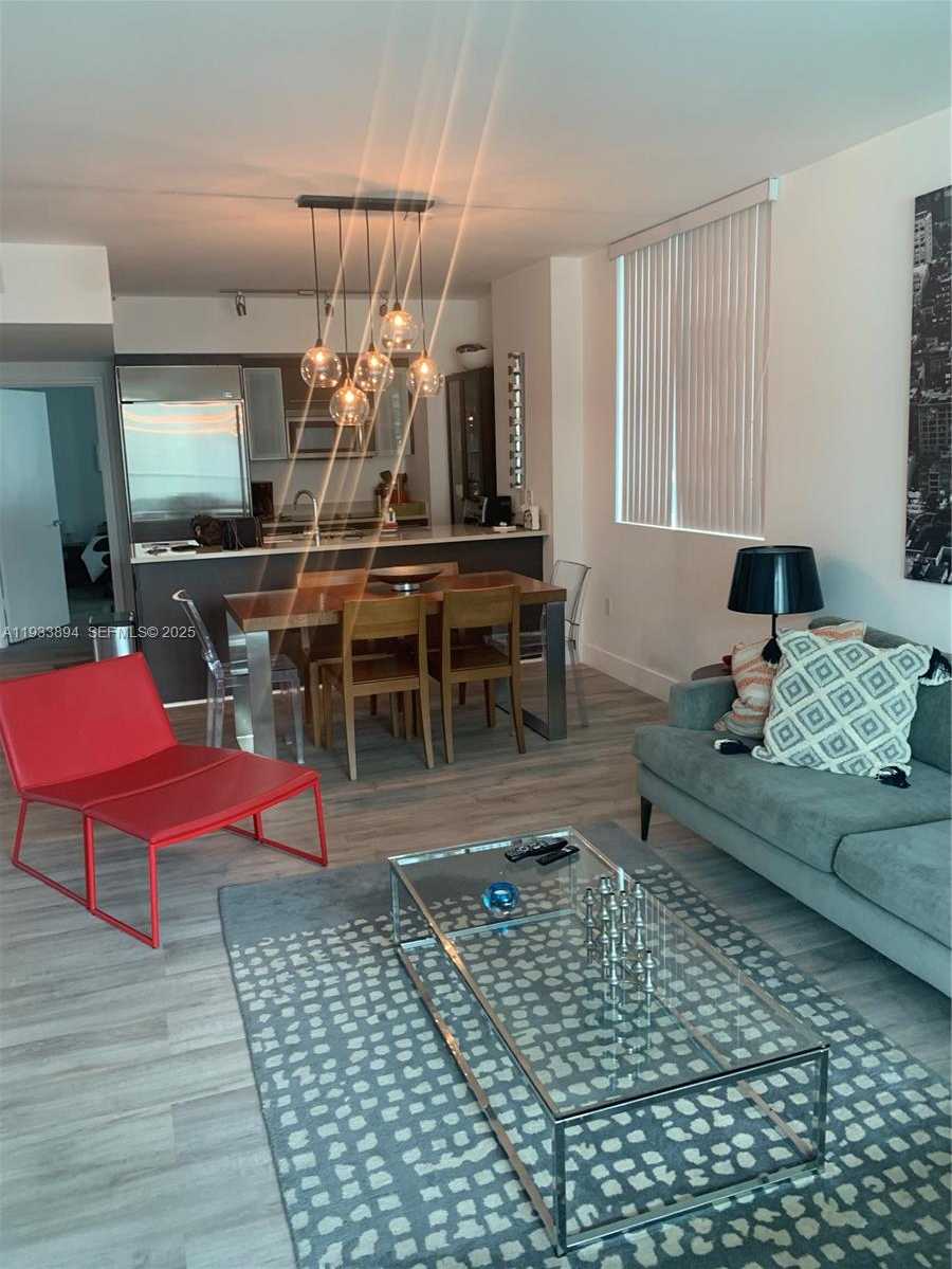 Small Image of 500 BRICKELL AVE #1507, Miami Number 8