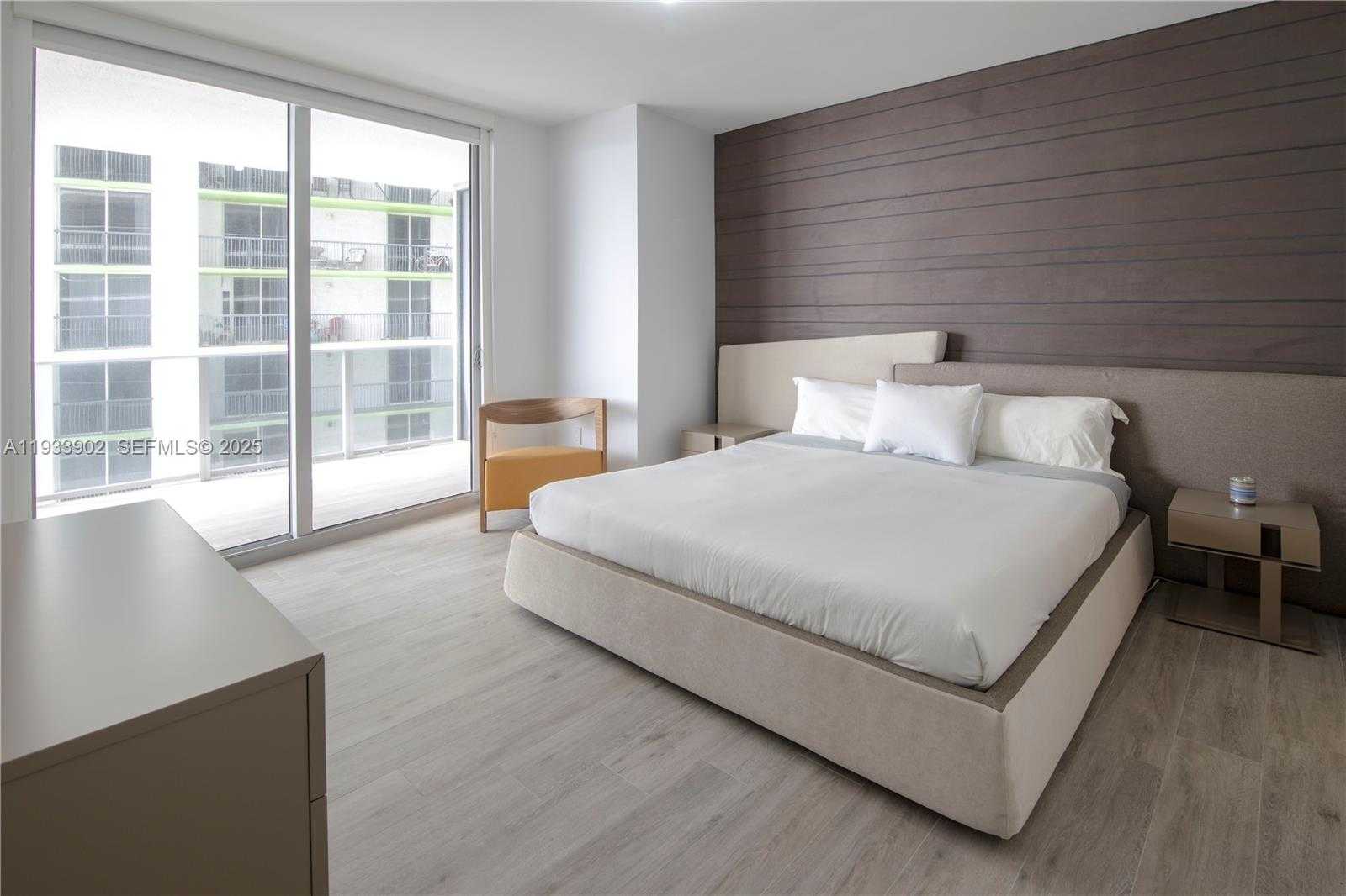 Small Image of 488 18TH ST #2610, Miami Number 10