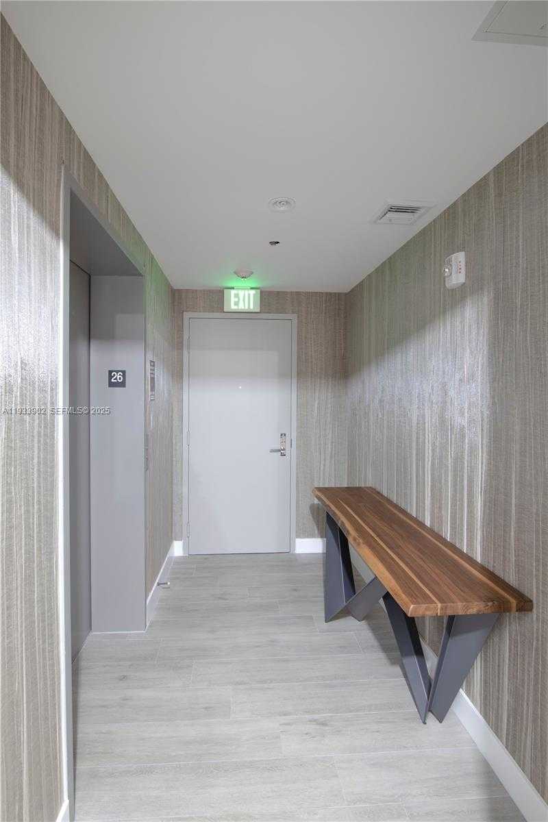 Small Image of 488 18TH ST #2610, Miami Number 4