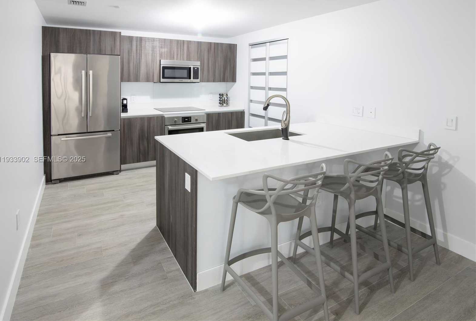 Small Image of 488 18TH ST #2610, Miami Number 9