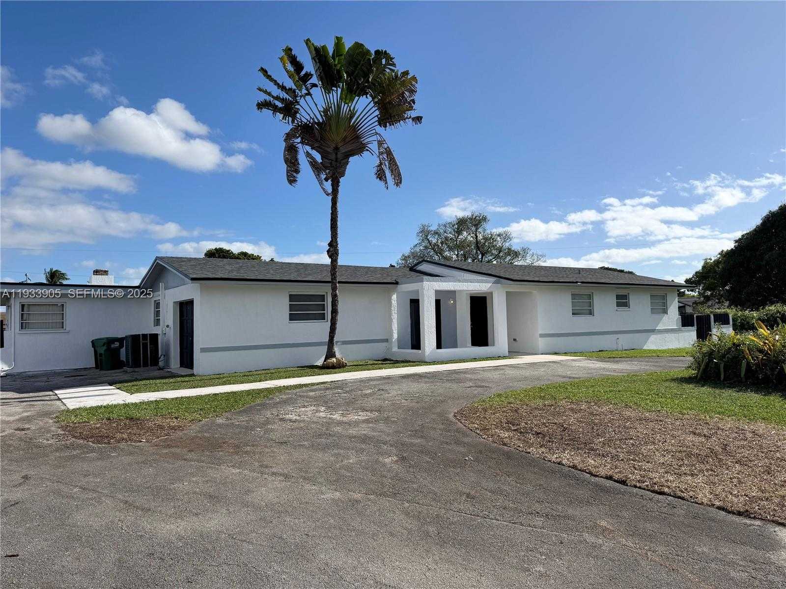 Small Image of Miami Number 24