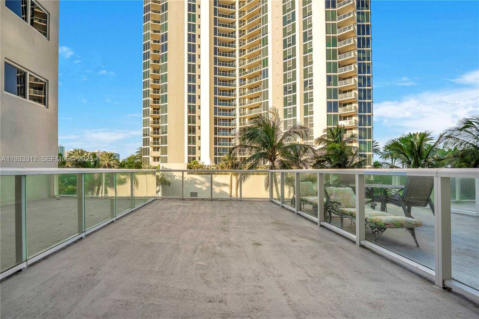 Small Image of 19201 COLLINS AVE #124, Sunny Isles Beach Number 15