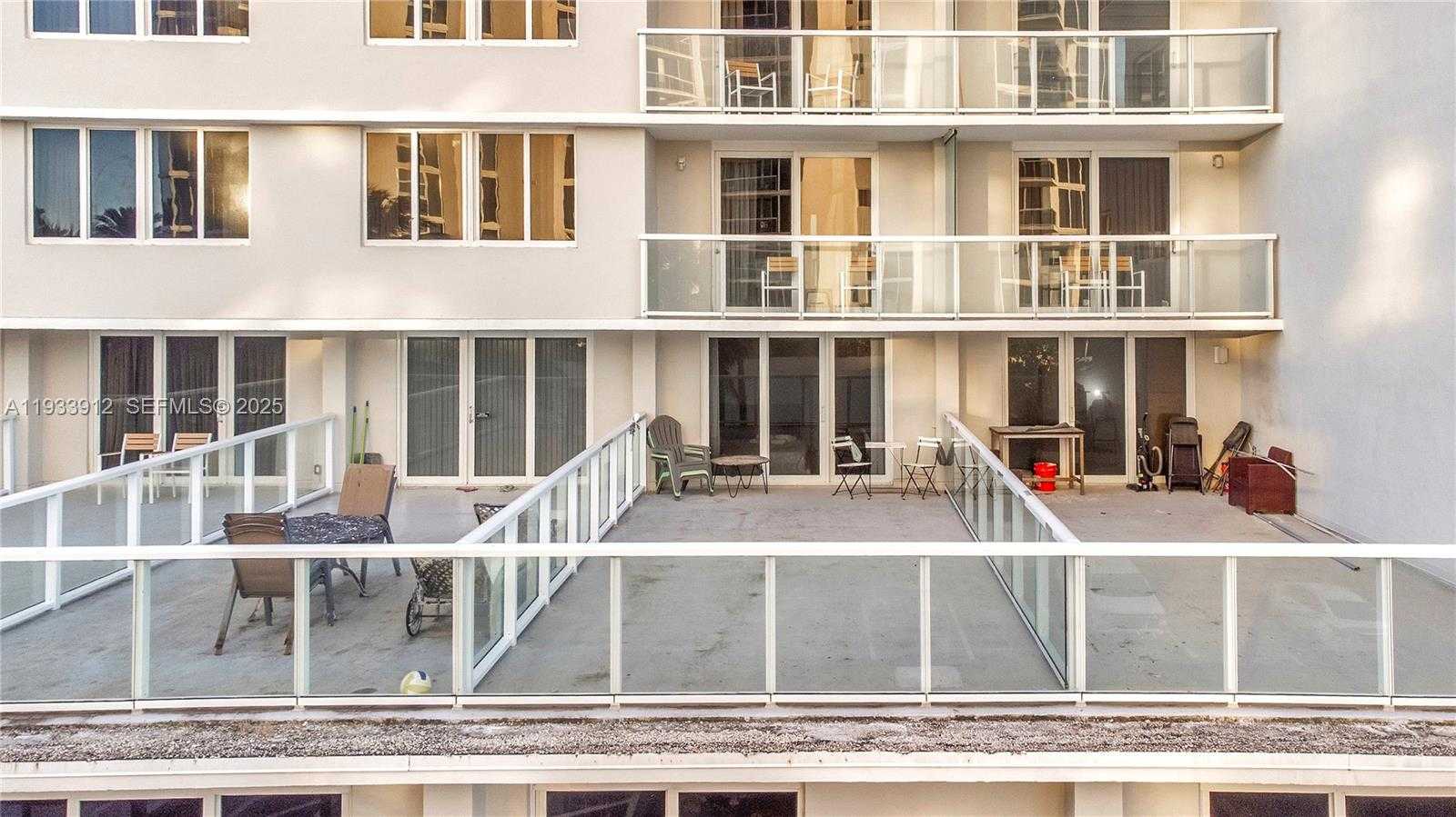 Small Image of 19201 COLLINS AVE #124, Sunny Isles Beach Number 22