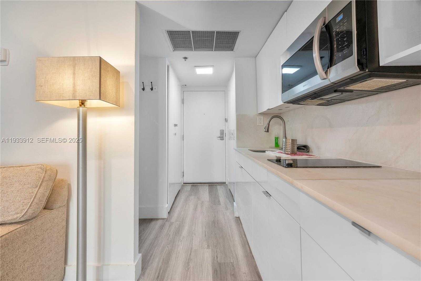 Small Image of 19201 COLLINS AVE #124, Sunny Isles Beach Number 7