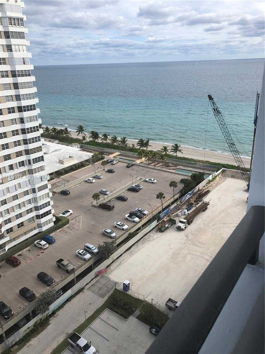 Small Image of 2030 SOUTH OCEAN DR #1826, Hallandale Beach Number 11