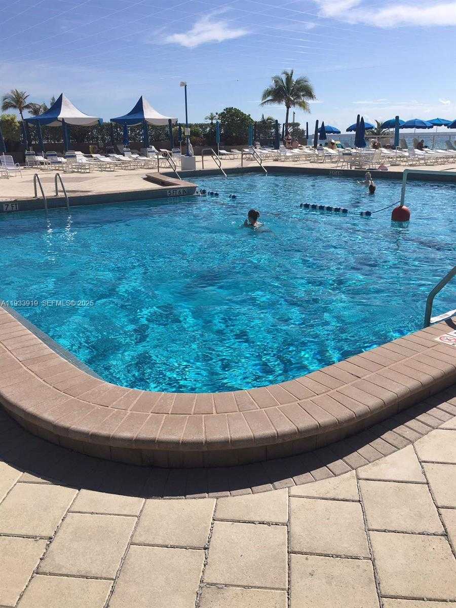 Small Image of 2030 SOUTH OCEAN DR #1826, Hallandale Beach Number 42