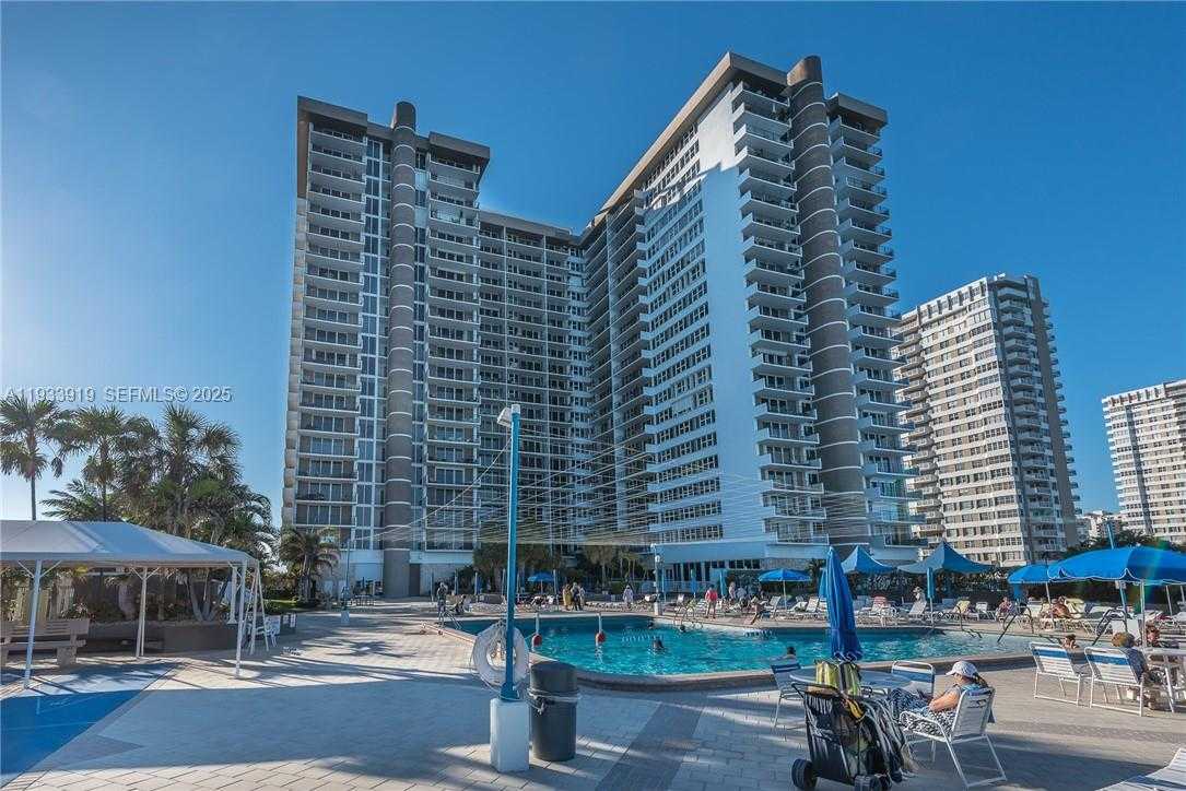 Small Image of 2030 SOUTH OCEAN DR #1826, Hallandale Beach Number 6