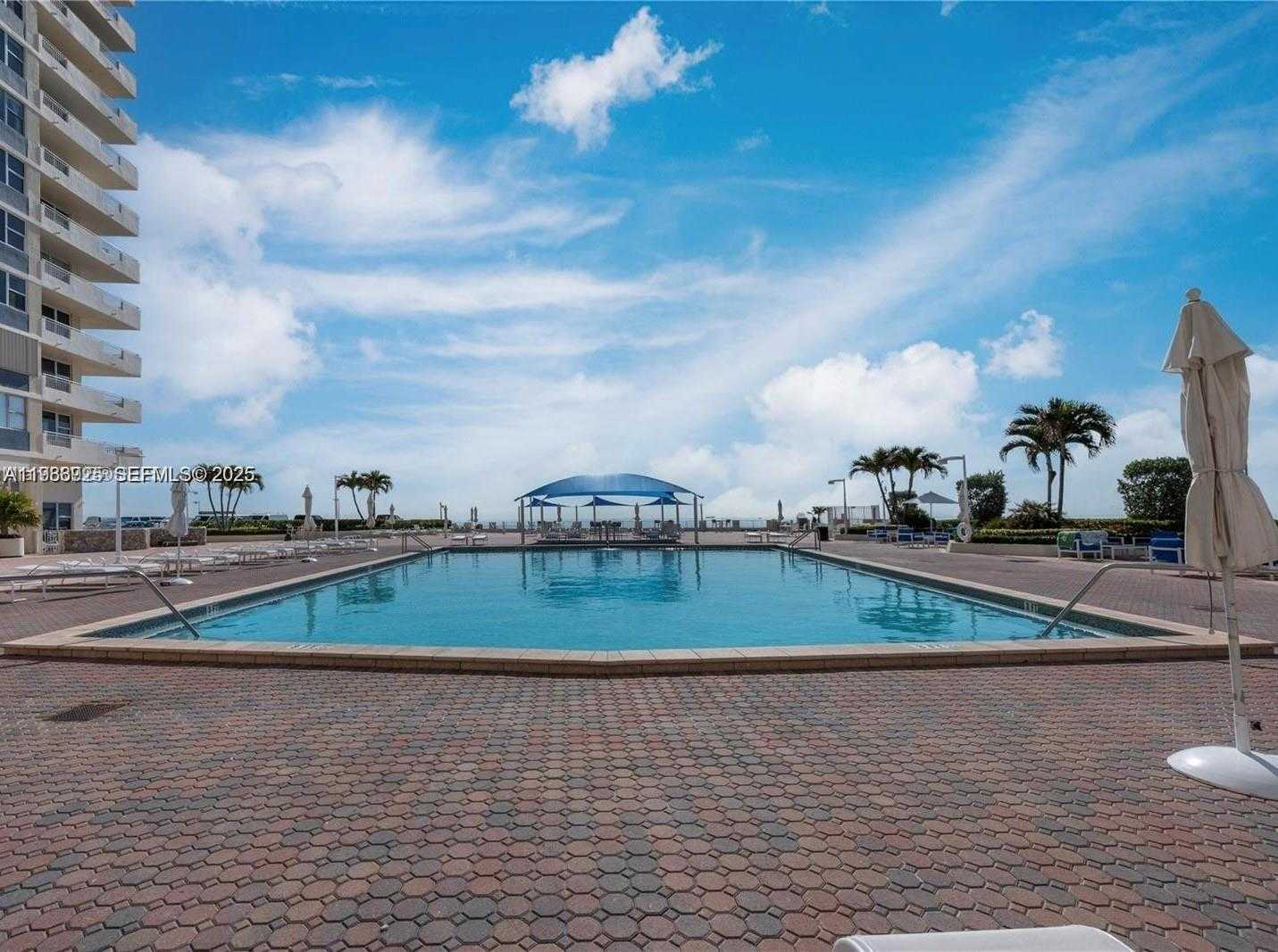 Small Image of 3180 SOUTH OCEAN DR #706, Hallandale Beach Number 33