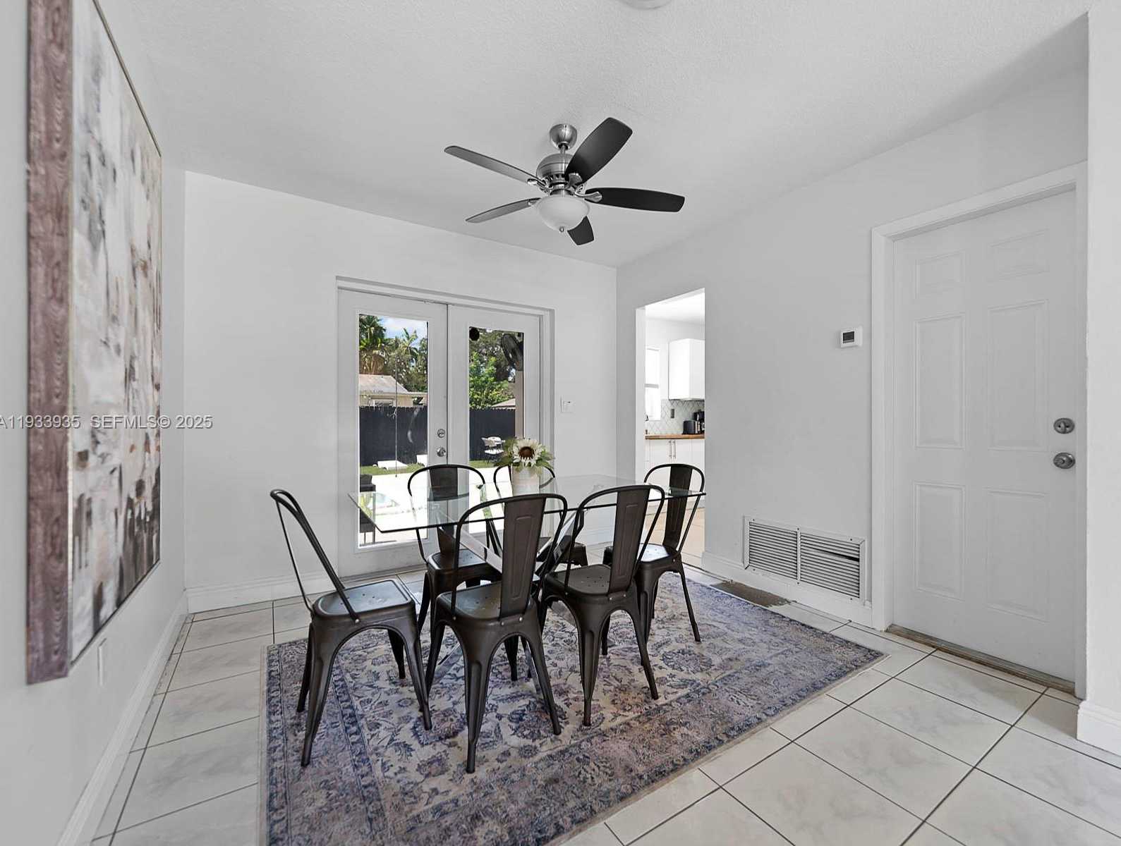 Small Image of 560 NORTH EAST 161ST ST, Miami Number 19