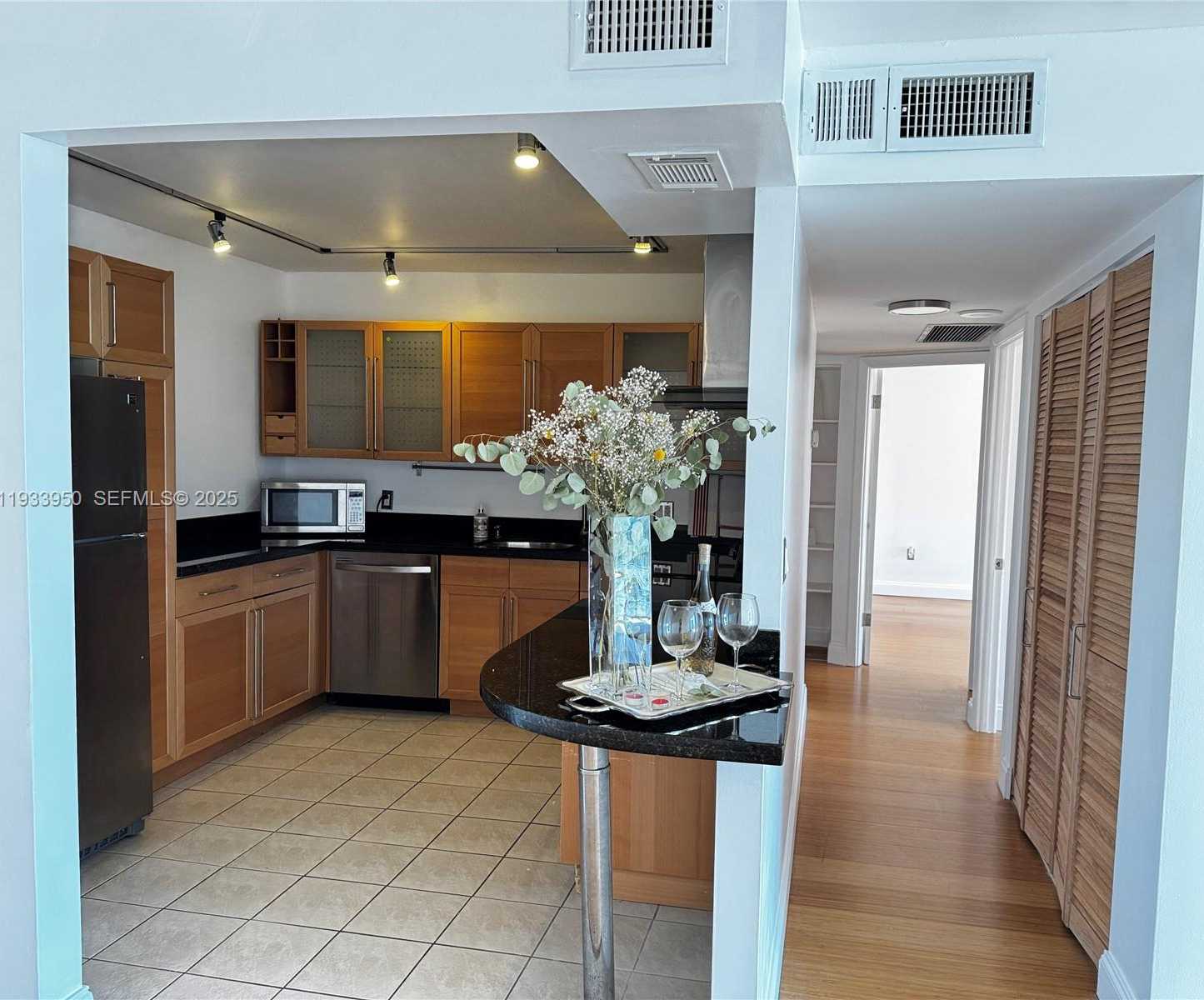 Small Image of 2851 NORTH EAST 183RD ST #1007E, Aventura Number 1