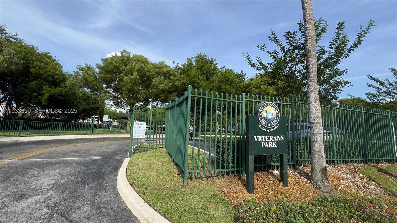 Small Image of 2851 NORTH EAST 183RD ST #1007E, Aventura Number 16