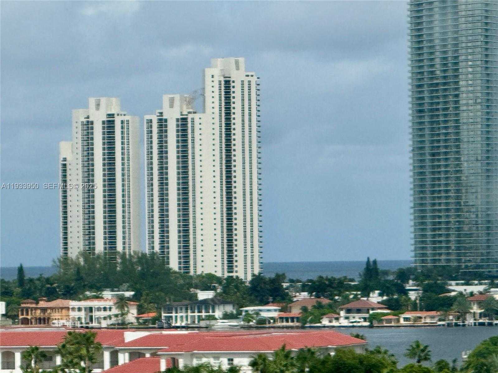 Small Image of 2851 NORTH EAST 183RD ST #1007E, Aventura Number 25