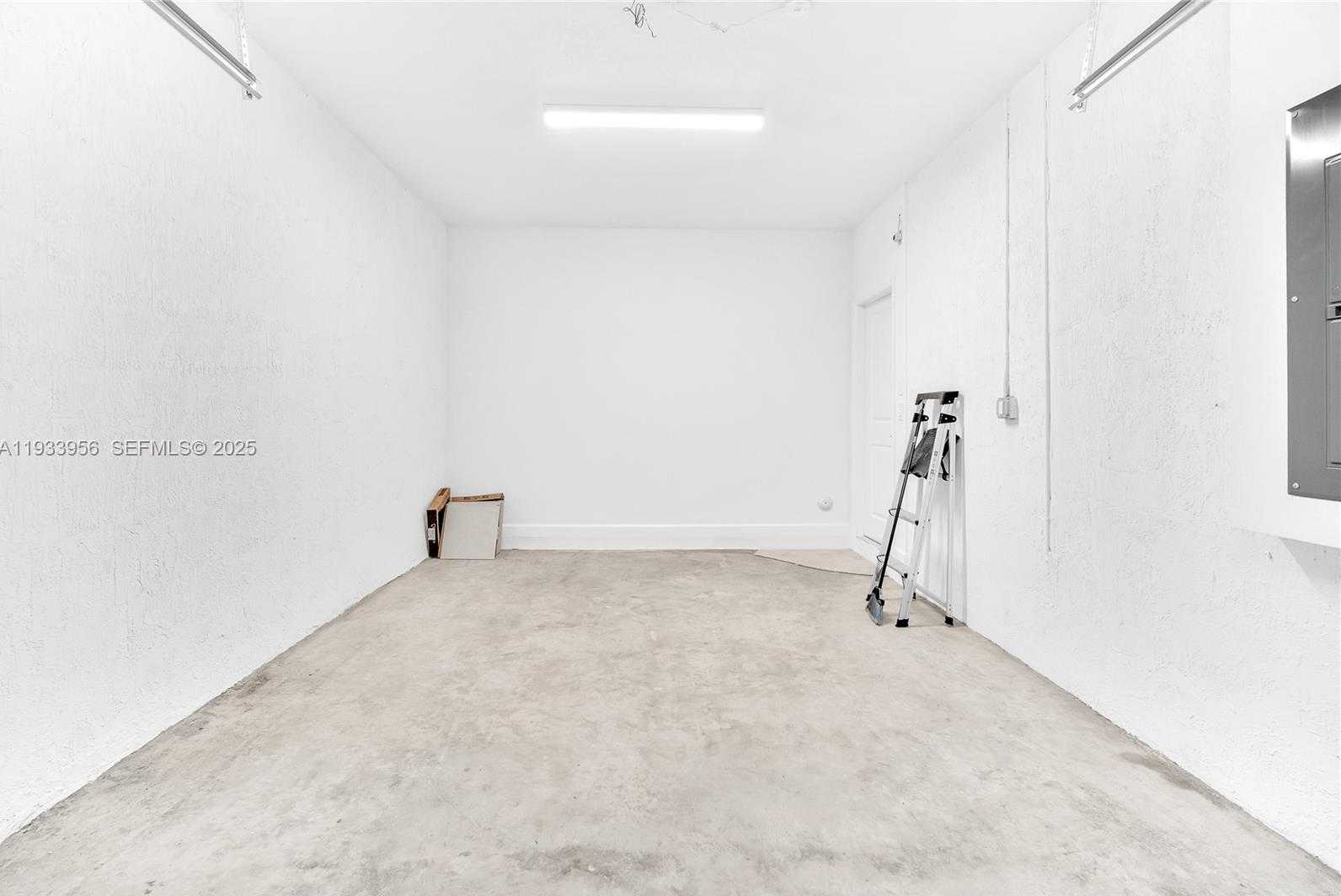 Small Image of 12002 NORTH WEST 47TH MANOR, Coral Springs Number 26