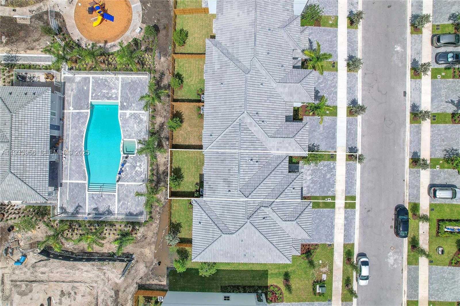 Small Image of 12002 NORTH WEST 47TH MANOR, Coral Springs Number 28