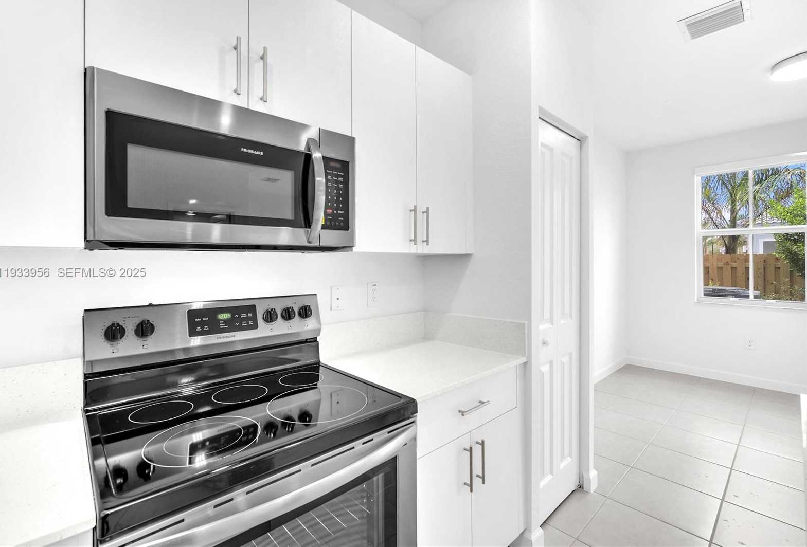 Small Image of 12002 NORTH WEST 47TH MANOR, Coral Springs Number 6