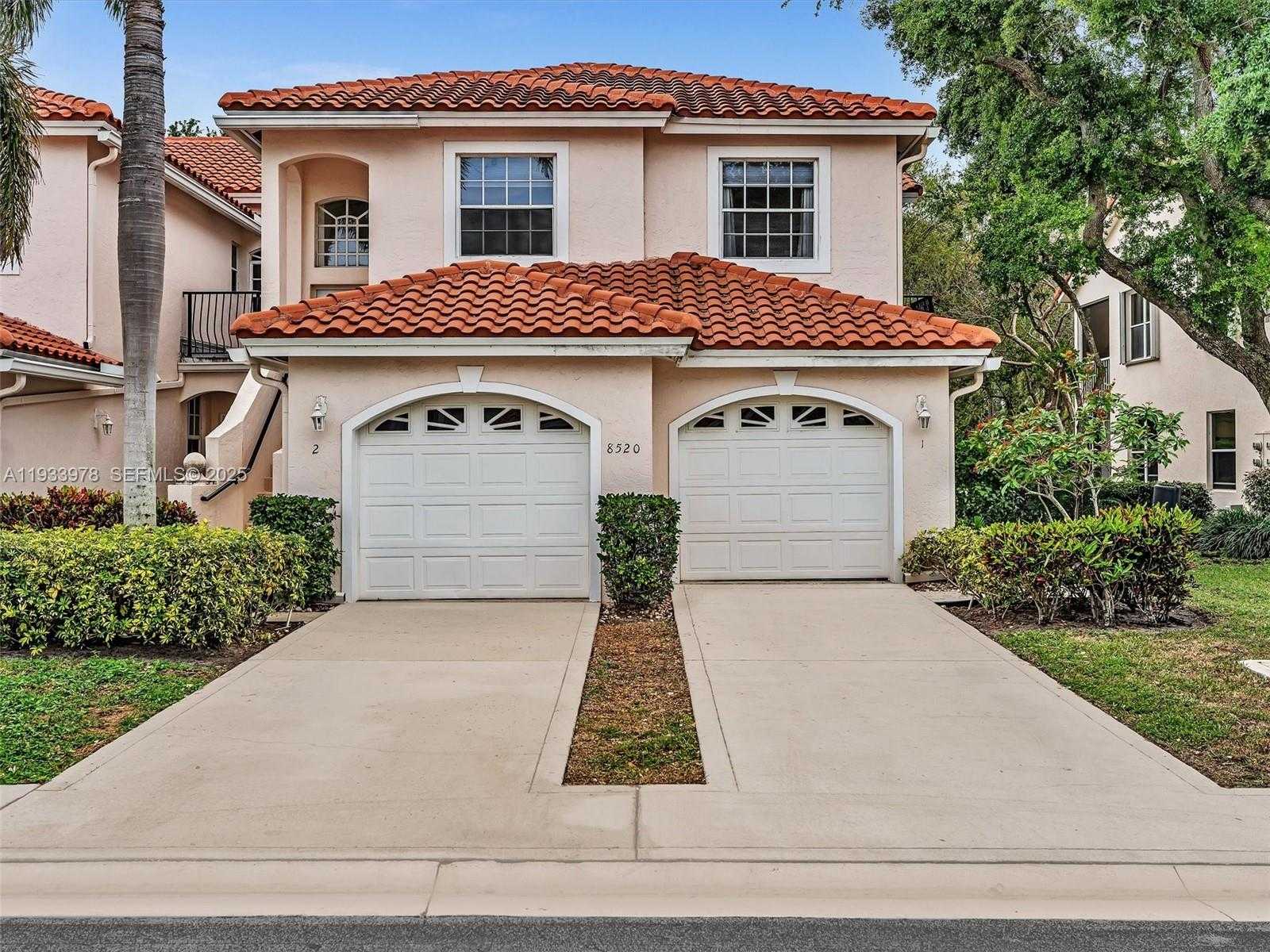 Small Image of 8520 VIA ROMANA #82U, Boca Raton Number 1
