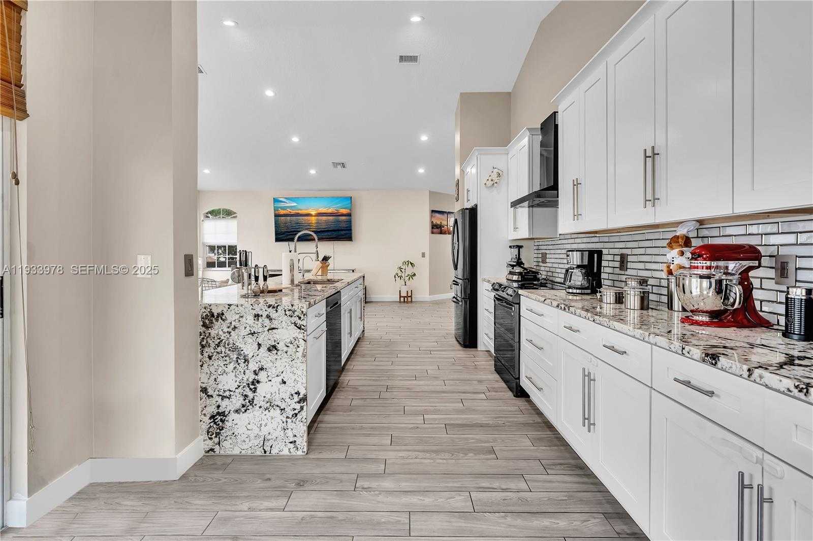 Small Image of 8520 VIA ROMANA #82U, Boca Raton Number 18