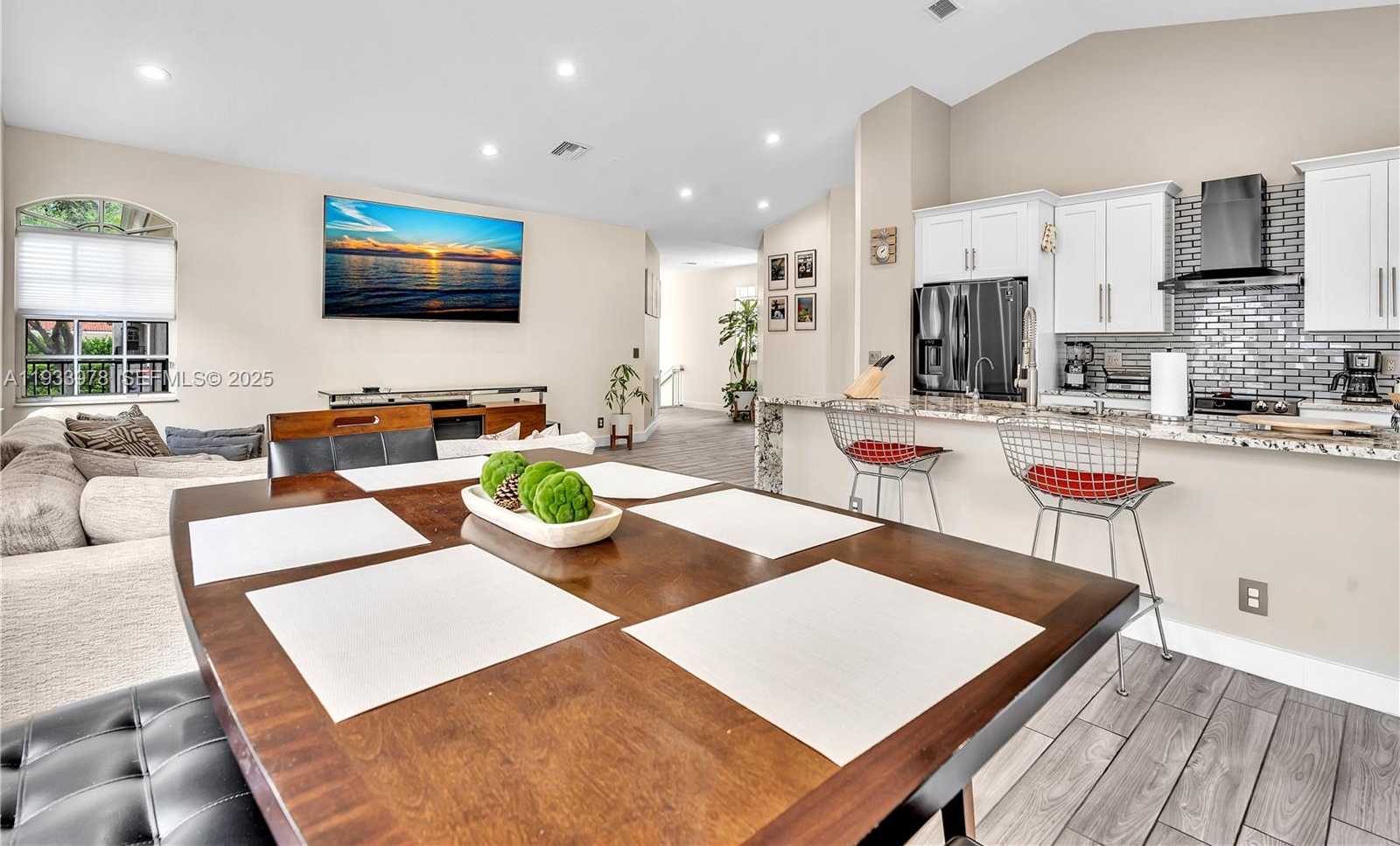 Small Image of 8520 VIA ROMANA #82U, Boca Raton Number 25