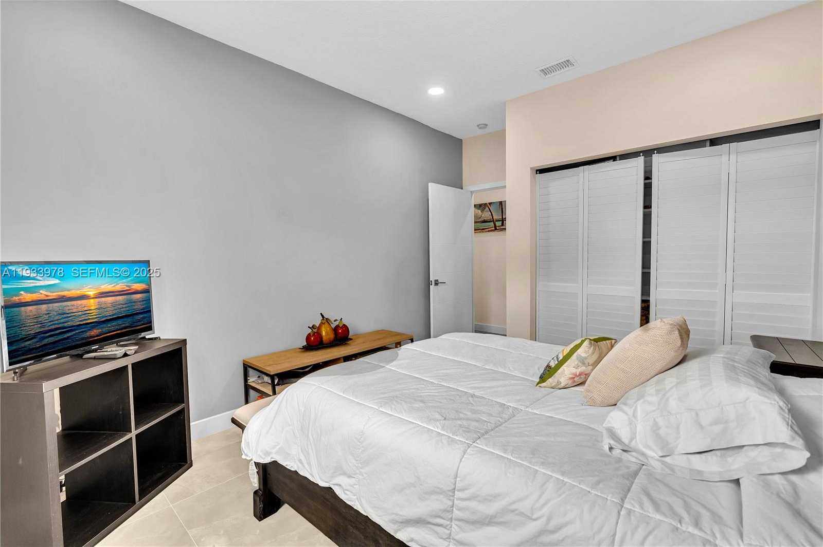 Small Image of 8520 VIA ROMANA #82U, Boca Raton Number 31