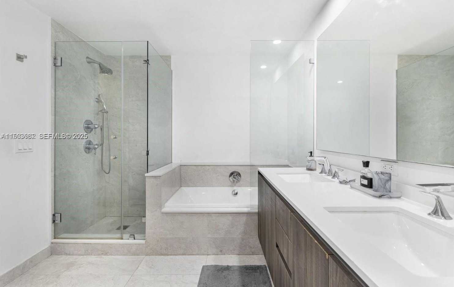 Small Image of 488 NORTH EAST 18TH ST #2800, Miami Number 13