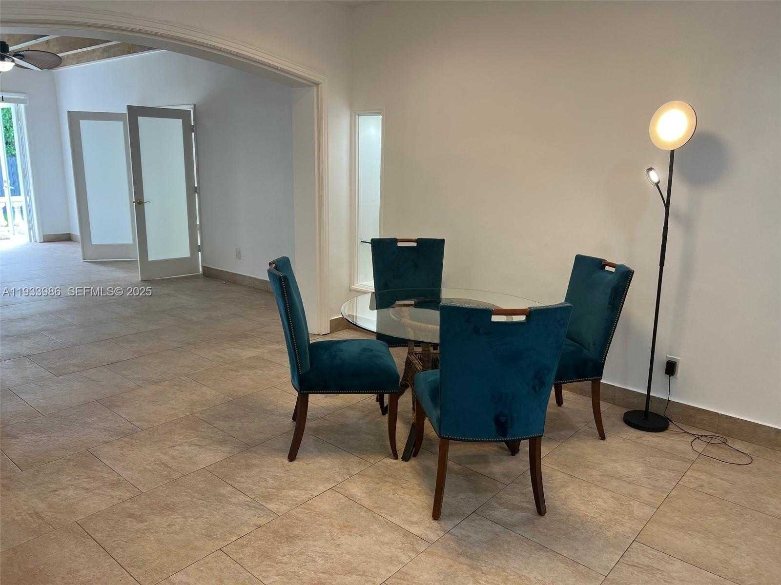 Small Image of 4575 POST AVE, Miami Beach Number 35