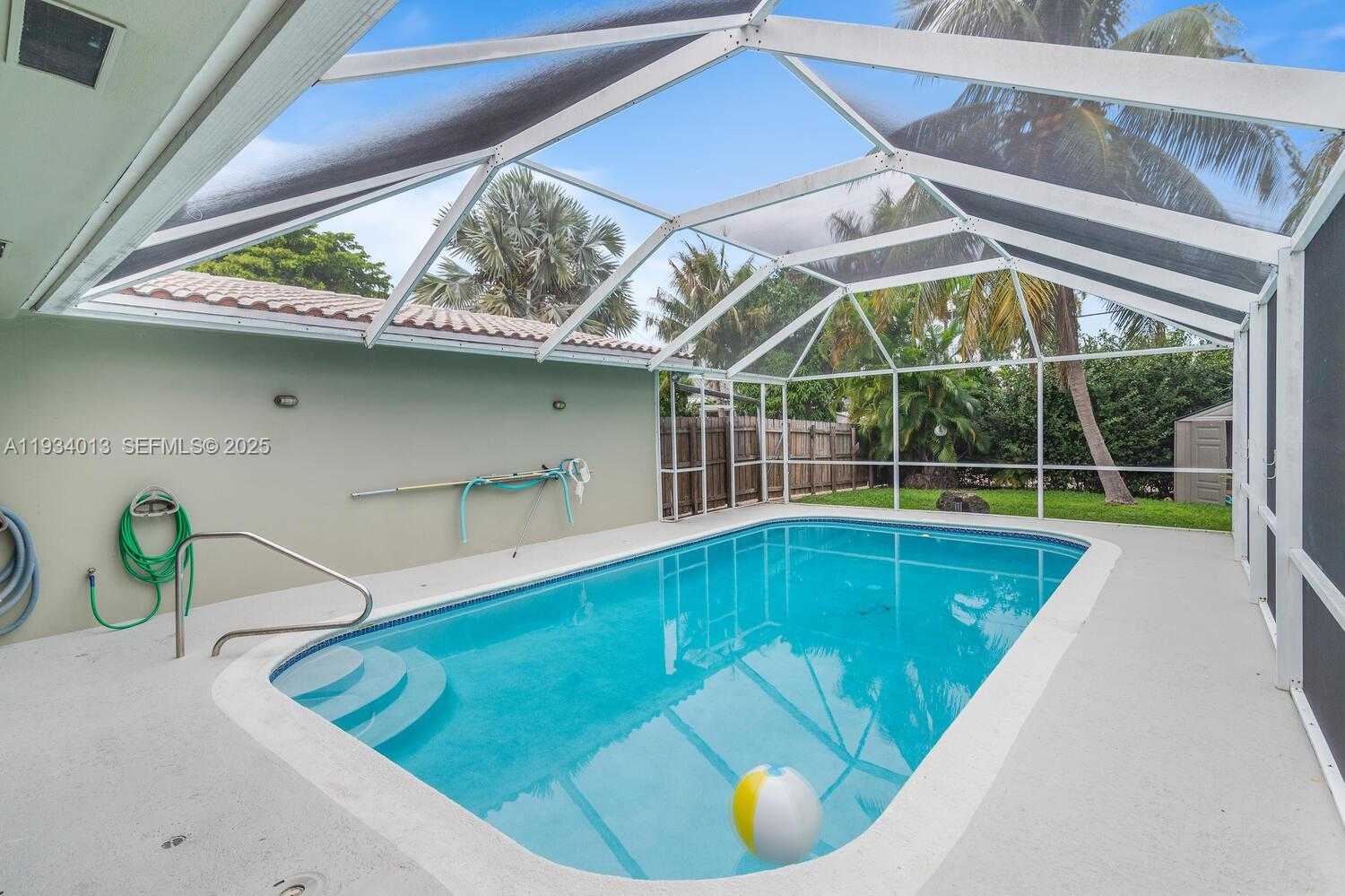 Small Image of 1047 BUCHANAN ST, Hollywood Number 21